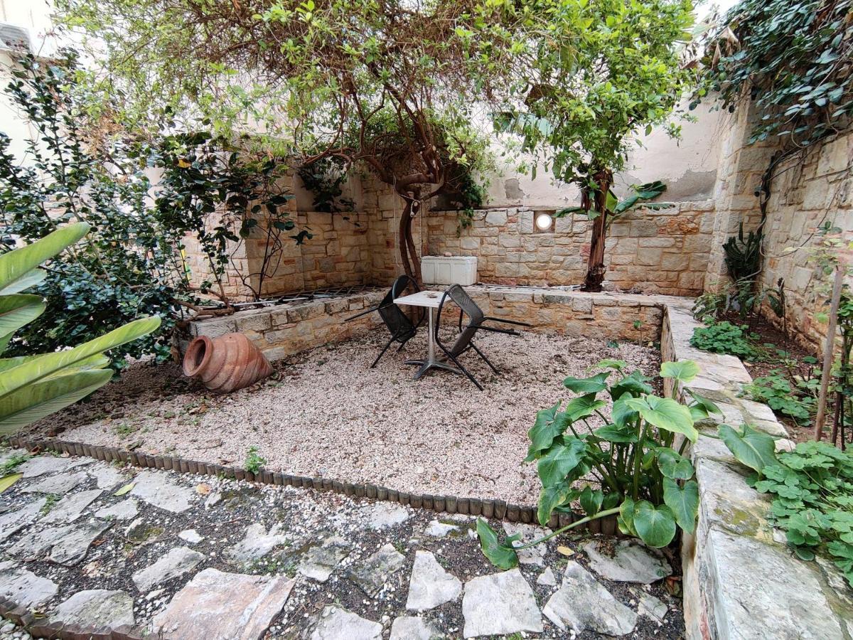 Center Oasis In Light Heraklion (Crete)